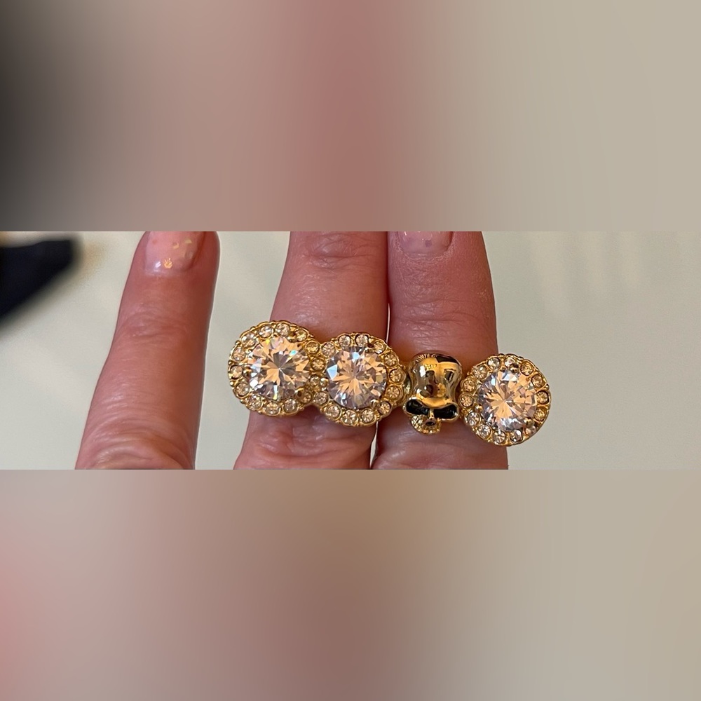Y2K Size 4.5 and 5 double finger ring, gold, crystals.